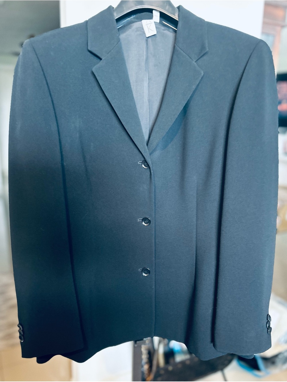 Classic navy single breasted side pockets Women’s Blazer. Classic style